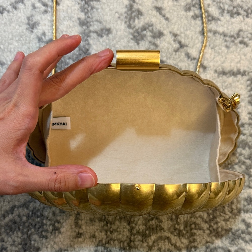 SIMKHAI Gold Shell Clutch - Picture 3 of 7